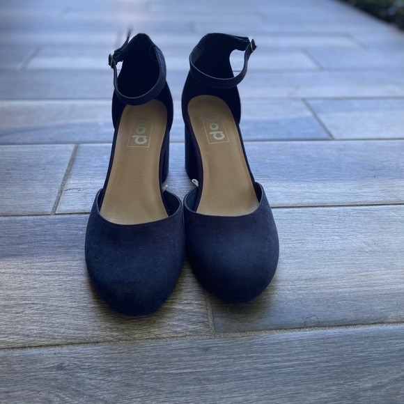 cute navy blue heels